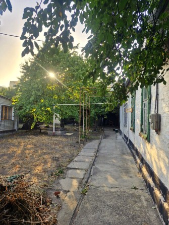 Продам будинок в м.Дніпро, Центральний рн - фото 1