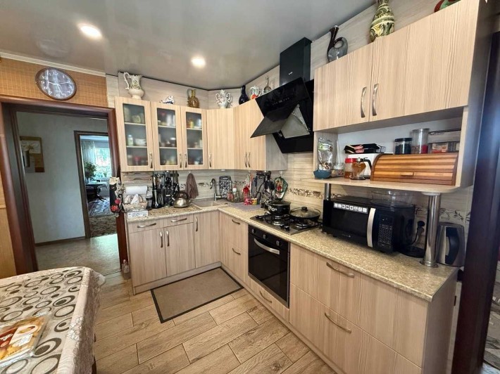 Продам дом 230 кв м со своим берегом озера, 3 км от Фрунзенского - фото 1