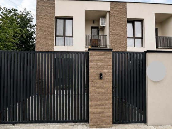 Продаж котеджу , який будувався не на продаж, на матеріалах не економили. Вартий уваги. Без космісій Ужгород