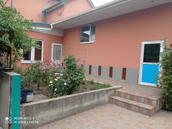 Продам будинок на Мирному Дніпро