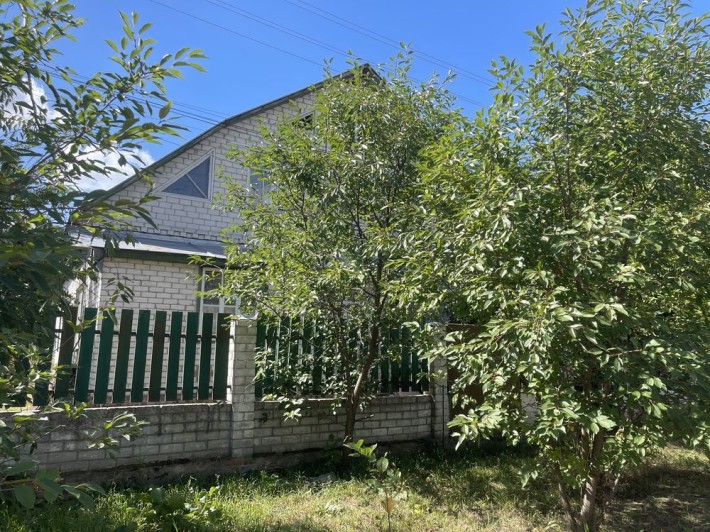 Продаж будинку в місті - фото 1