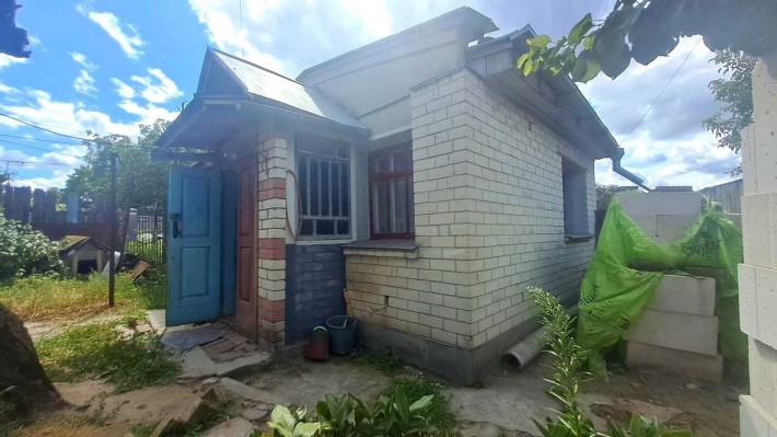СМ Продам частину будинку 32 м²  Окремий двір  Автономне опалення  вул Київська - фото 1