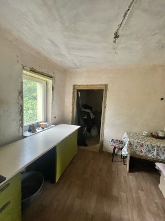 Продам не большой дом со своим участком - фото 1