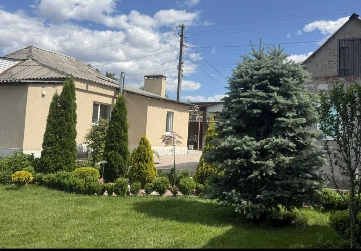 Продам Отличный дом с ухоженным участком в Диевке - фото 1