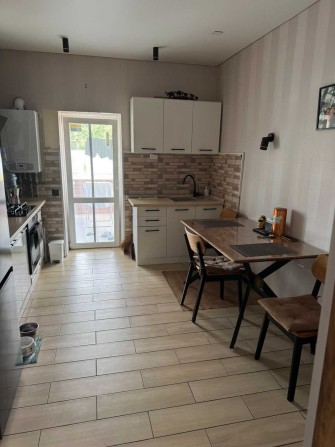 Продам велику частину будинку, Лівий берег, ж/м Клочко. - фото 1