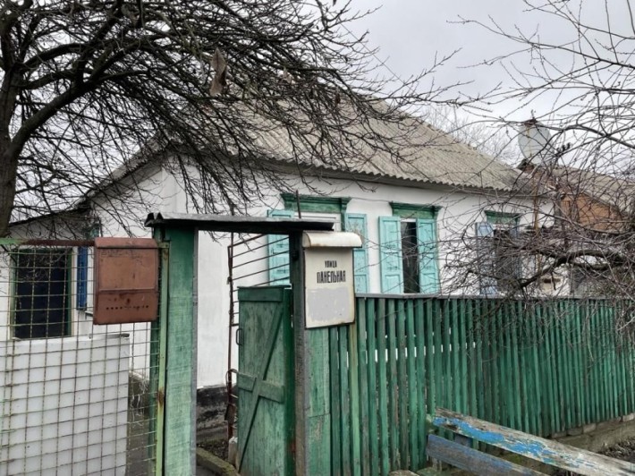 В Днепре, продам или поменяю на Каменское, свой дом в тихом месте , район  2 квартала!! - фото 1