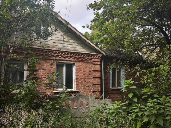 Центр,Короленка,частина будинку 6 сот.приват землі Житомир