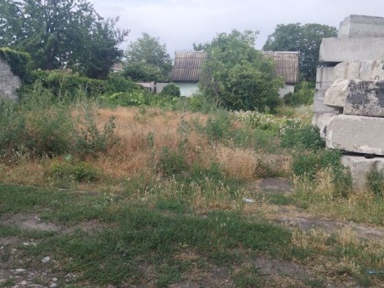 продам участокв районі 12 квартала. Корея Дніпро