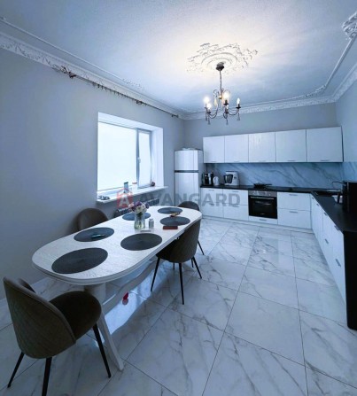 Продам большой дом + 2к маленький на 10 сотках Березановка - фото 1