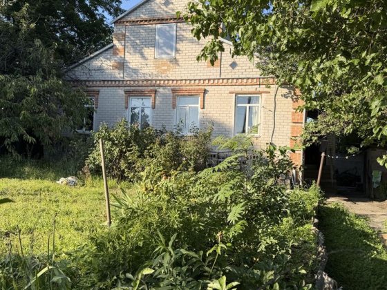 Продам дом р-н пр. Науки( быв. Гагарина), ж/м Победа. Днепр