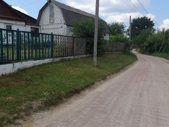 Продається частина будинку в центрі села Пряжів, вул. Шевченка, 112 (10 км від Житомира)! Житомир