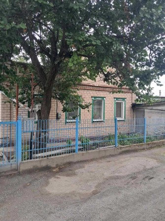 Продам 4-х комнатный дом, Земли 6  соток,  гараж. Победа-6 - фото 1