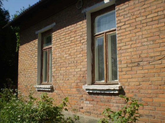 Екобудинок в центрі Житомира від власника частина будинку 75 кв.м. приватизованої землі 4 сотки Житомир