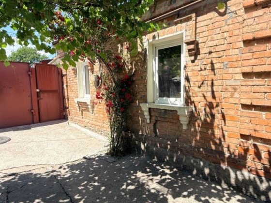 Продам вул. Андріївська, більша частина будинку (Габдрахманова) Кропивницкий