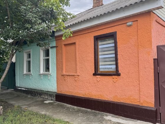 Продається пів будинку район Миколаівки поруч з Короленка Кропивницкий