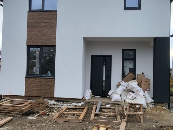Будинок в районі Костелу.Вул.Вишивана.Усі комунікації,паркан.