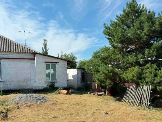 Пропонуємо на продаж 4-кім., будинок на вулиці Масивна, в районі М’ясокомбінат. Дніпро