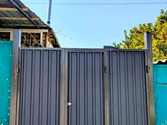 Продается 1/3 часть дома 49 м² — отдельный въезд, свой двор, беседка и мангал (р-н ул. Киевской)! Дніпро