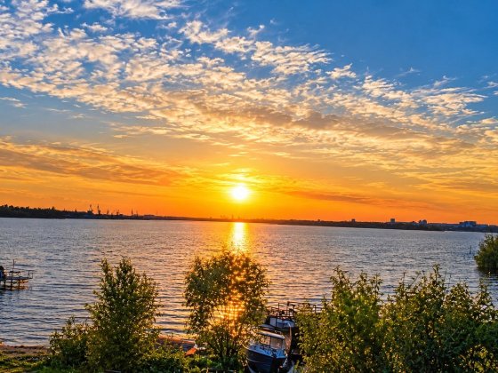 Продам бокс (дачу) на березі Дніпра, Запоріжжя Запоріжжя