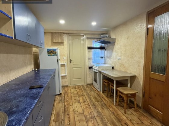 Продам частину будинку біля Критий ринок Кропивницкий