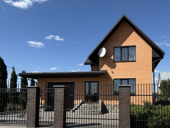 Чудовий будинок в Луці -Мелешківській