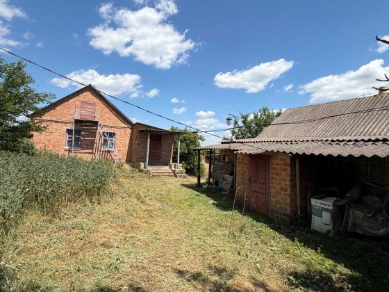Продаж 2 будинки +52 сотки землі з ВИХОДОМ ДО РІЧКИ Кропивницкий
