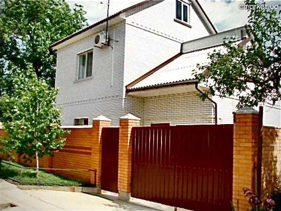 Продам шикарный 2х этажный дом в Коммунарском районе. Запоріжжя