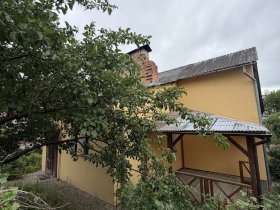 Продаж окремо стоячого будинку на  вул Раковського Львов