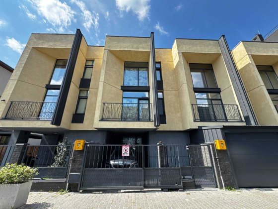 Продаж таунхаусу в центрі Львова Львов