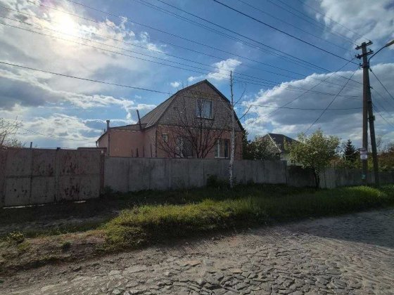 Продам 2 поверховий будинок у Чечелівському районі. Днепр