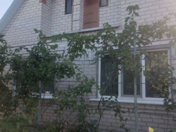 Продаж добротного будинку на 30 сотках Запоріжжя