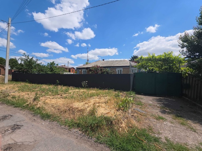 продам частину будинку на Олексіївці - фото 1