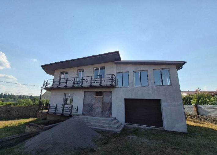 Продаж 2 поверхового будинку з ділянкою на 7.3 сотки, 360 кв. м, 6 кімнат, на 2-й пров. Лісовий 1 - фото 1