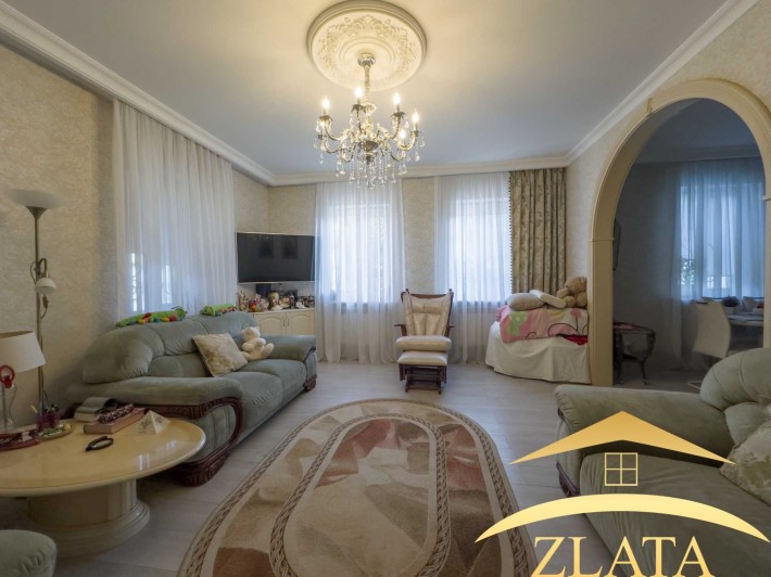 Продаж 2-х будинків в Олександрівському районі - фото 1