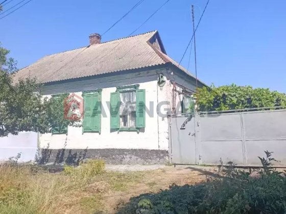 пр. Івана Мазепи.Адреса: вул. Карпатська, 31/2,Продається частина будинку Дніпро