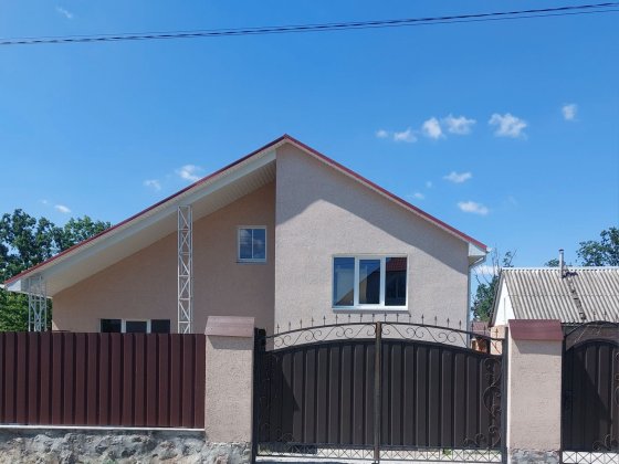 Продам сучасний будинок Кропивницкий