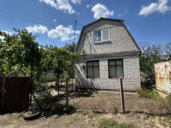 Продам дачний будинок від міста 5 км, ділянка приватизована, своя свердловина( скважина), пічь, 2 по Николаев
