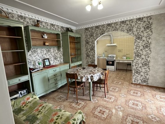 Продаю окремий будинок центральний район Миколаїв