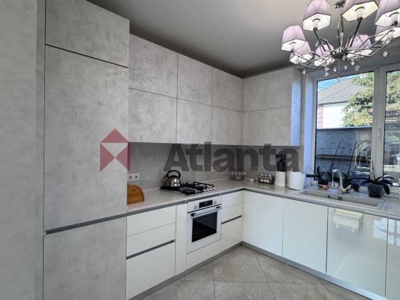 Продам дом в Малиновском районе с ремонтом 177м2-270000у.е Одесса