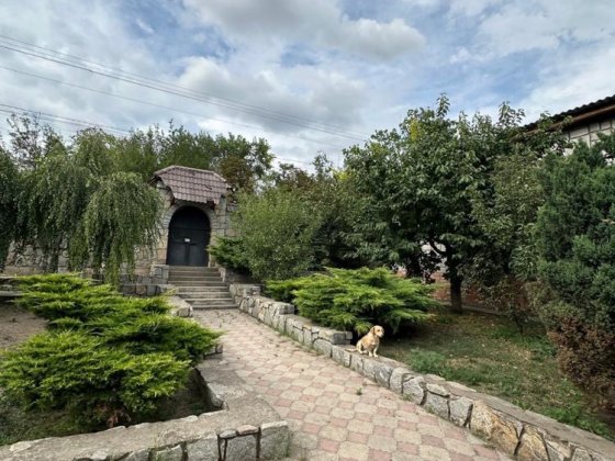 У продажу будинок + ангар для бізнесу. Запоріжжя