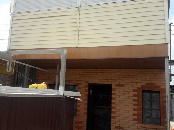 Причал с жилым домом и катером на 5 Причале Миколаїв