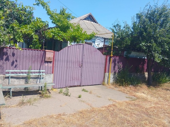 Продається дім 100 км від міста Миколаїв - фото 1
