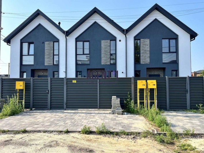 ГАЗ! Кутовий таунхаус, окремий заїзд, Петропавлівська Борщагівка! - фото 1