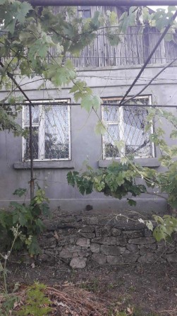 Дом в черте города, ул. Гладкова - фото 1
