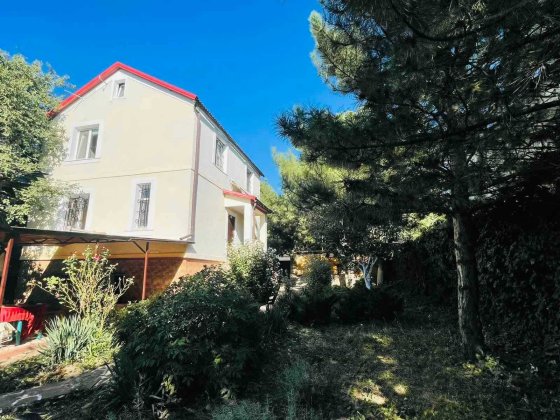 Продам добротный дом, "Виноградарь" кооп., институт Таирова Одесса