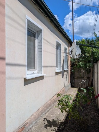 Продам  1/2 дома  с баней на Сортировке.Свой двор.Заезд для авто - фото 1