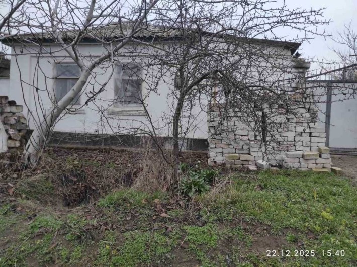 Продам (или обменяю на 1 к/к) домик в Корабельном районе (Есенина) - фото 1