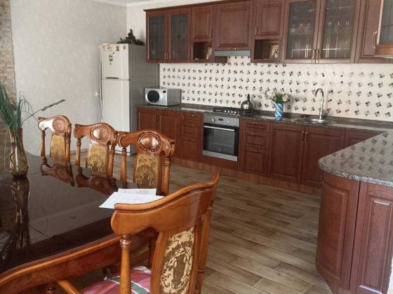 продам будинок р-н Нові Будинки,селище Герцена Харьков