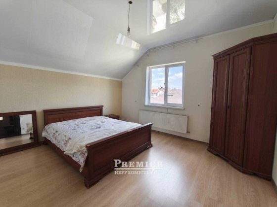 Продам уютный дом на Таирова/150 м2/ рядом Метро и Эпицентр Одесса