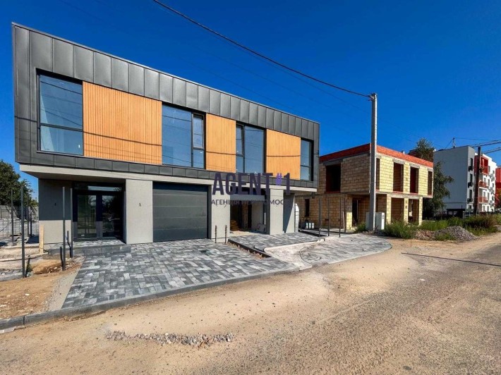 Продаж сучасного дуплексу з гаражем  Софіївська Борщагівка - фото 1